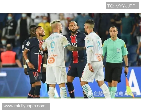 马赛后卫阿格德机场遭球迷袭击险遭扇脸事件引发关注